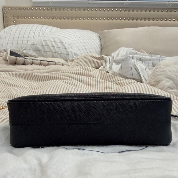 Prada Black Saffiano leather Bag Gold Hardware crossbody 2005 re-edition - Picture 5 of 13